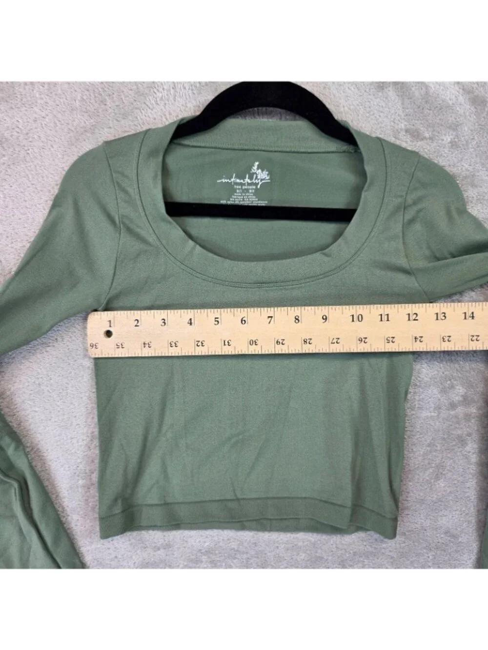 Intimately Free People T-Shirt Womens XS/S Green Scoop Neck Long Sleeve Cropped